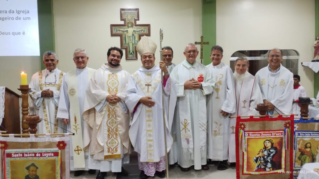 Posse do Pe. Alex Palmer, SJ, como pároco acontece em Manaus