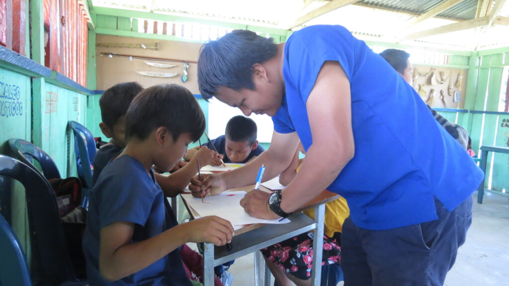 Voluntariado REIBA: educação indígena na Amazônia