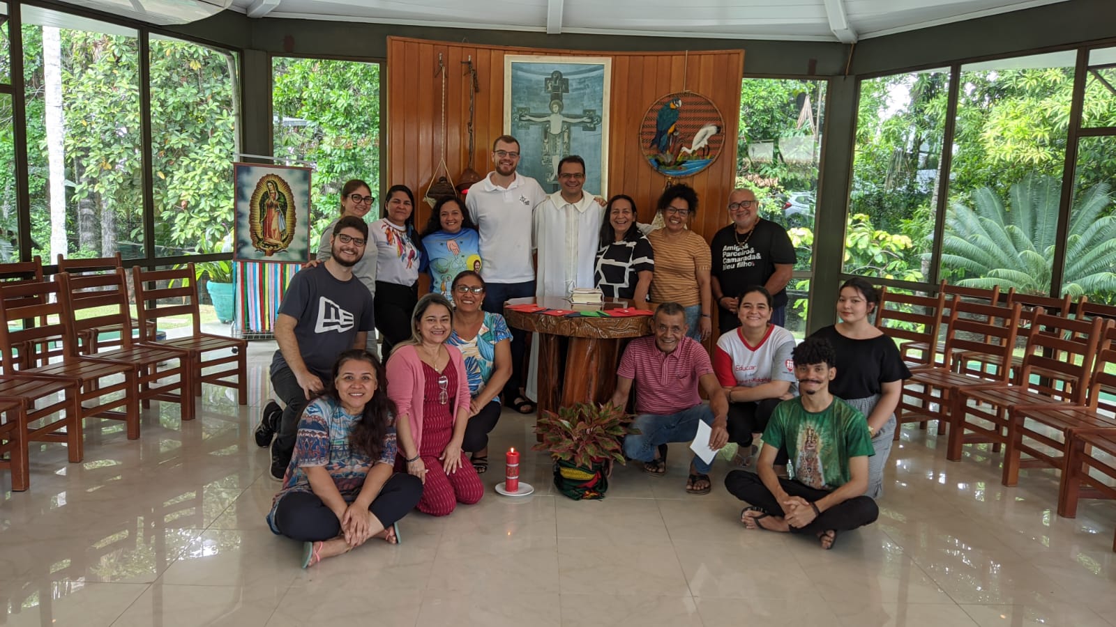 Colaboradores da PAAM vivenciam retiro inaciano na casa de retiros Vicente Cañas 