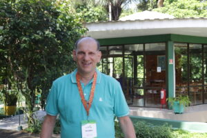 Melissa Lesnovski da Universidade do Vale do Rio dos Sinos (Unisinos). Reunião Ampliada da Cpal