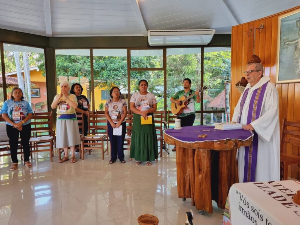 Comidi promove espiritualidade missionária na Casa de Retiros Vicente Cañas