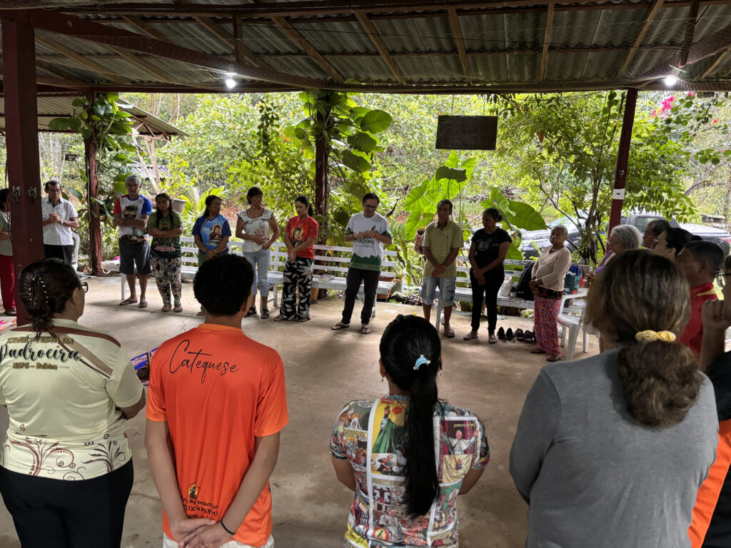 Centro MAGIS Amazônia e Sies Manaus realizam retiro espiritual no interior do Amazonas