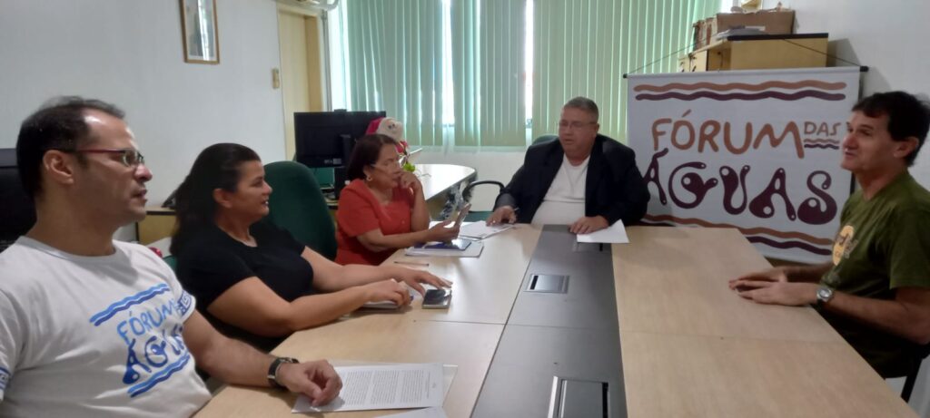 Fórum das Águas denuncia políticas antiambientais ao MDA e ao Incra