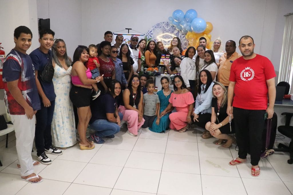 Formatura celebra conclusão do curso de português do SJMR em Manaus